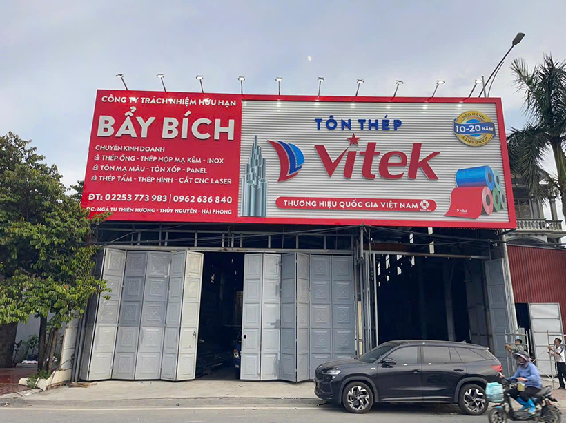 Tôn cách nhiệt giả ngói Vitek xanh dương