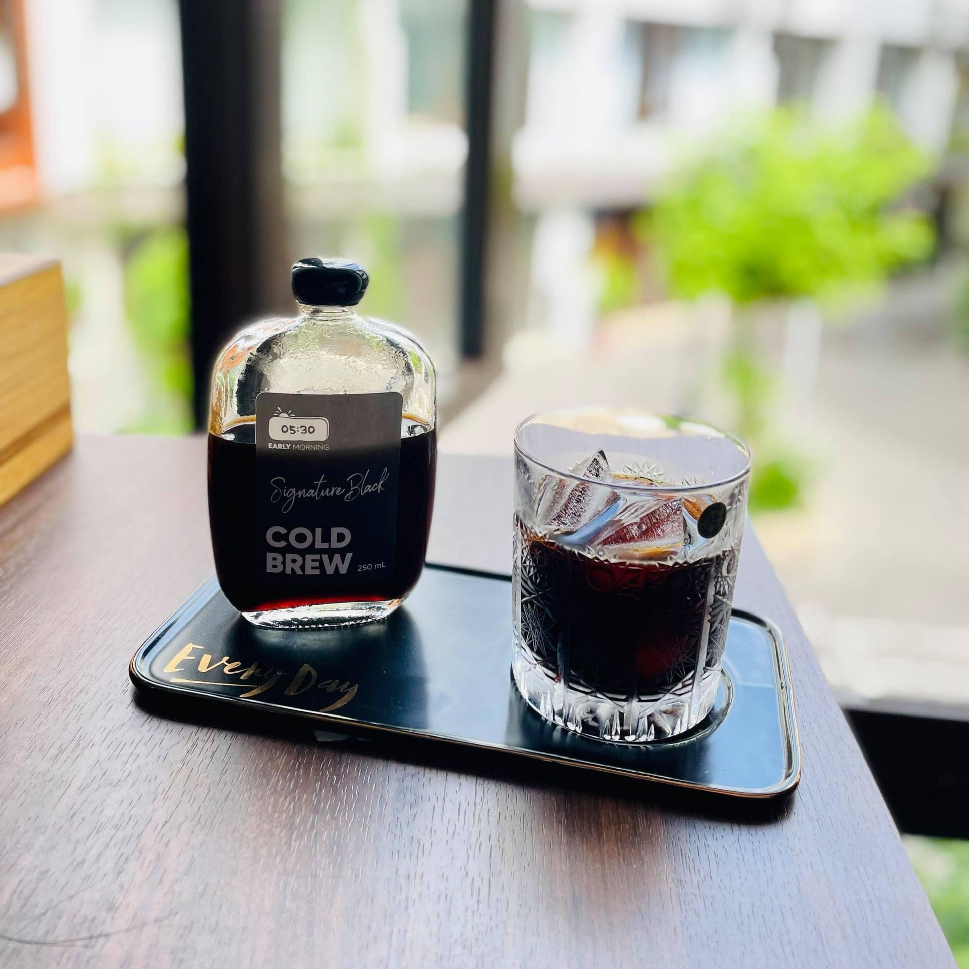 COLD-BREW-EARLY-MORNING-TEA-COFFEE