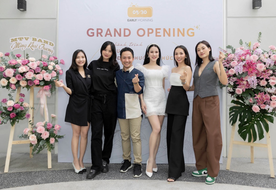 Rapper Tiến Đạt khai trương Early Morning_4