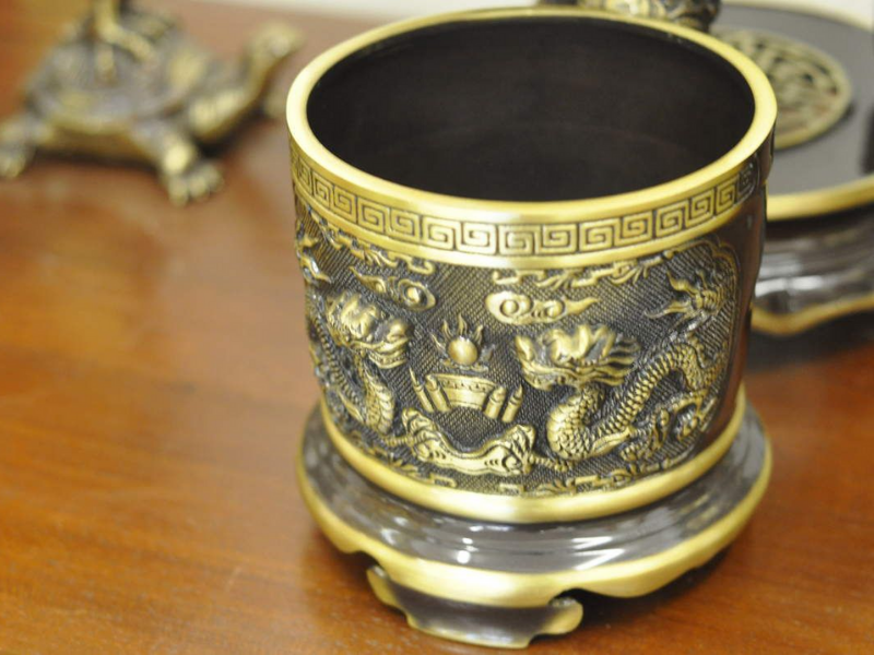 bat huong bang dong hoa tiet rong