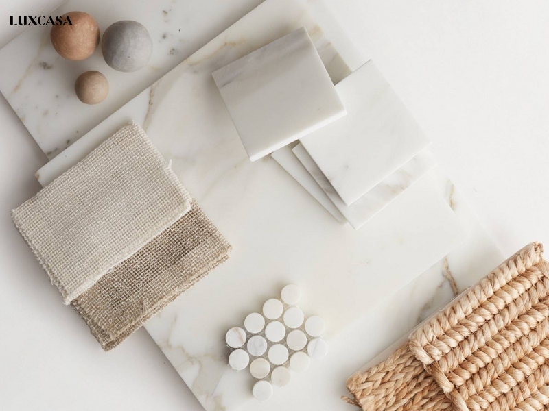 Đá mosaic không phù hợp ốp lát hồ bơi, bởi chúng không có khả năng chống thấm nước