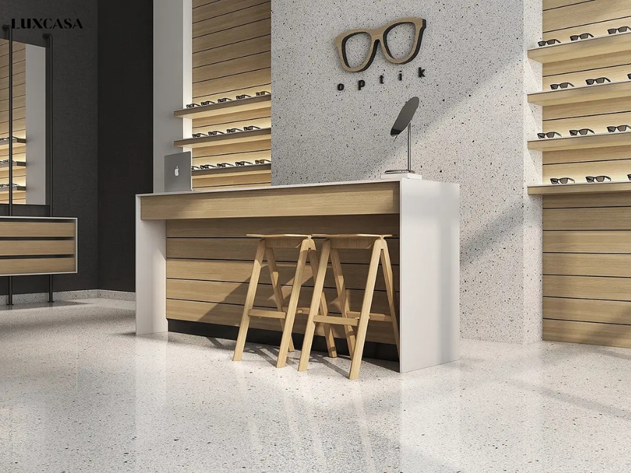 Shop thời trang nên sử dụng các dòng gạch gây ấn tượng mạnh với khách hàng, trong đó gạch terrazzo là một sự lựa chọn hoàn hảo