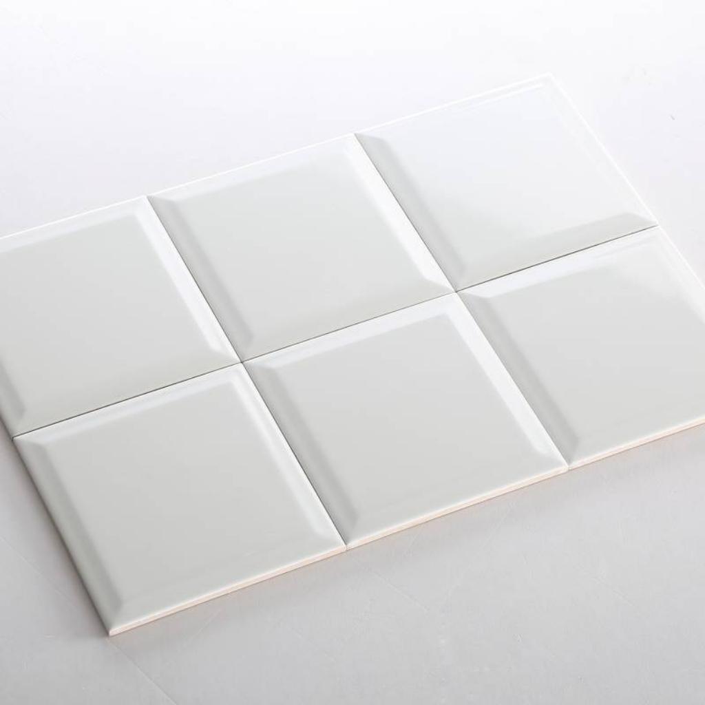 Kích thước gạch thẻ 200x200mm trắng bóng kiếng