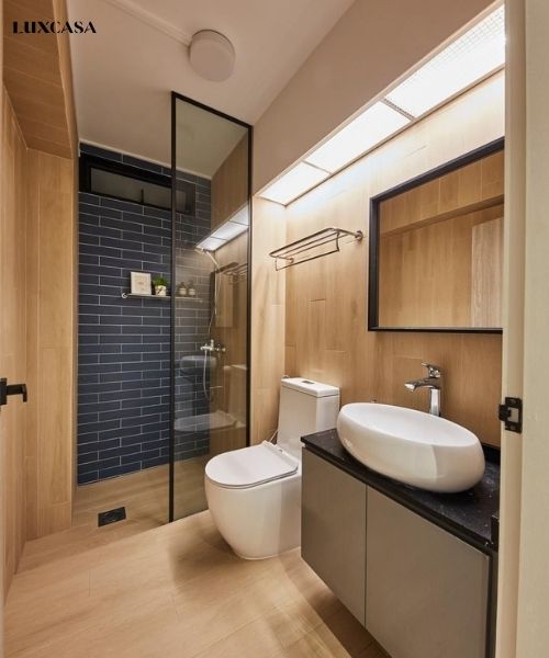Ốp nhà tắm với nhà vệ sinh từ gạch giả gỗ cao cấp tạo cảm giác ấm áp khi mùa đông tới