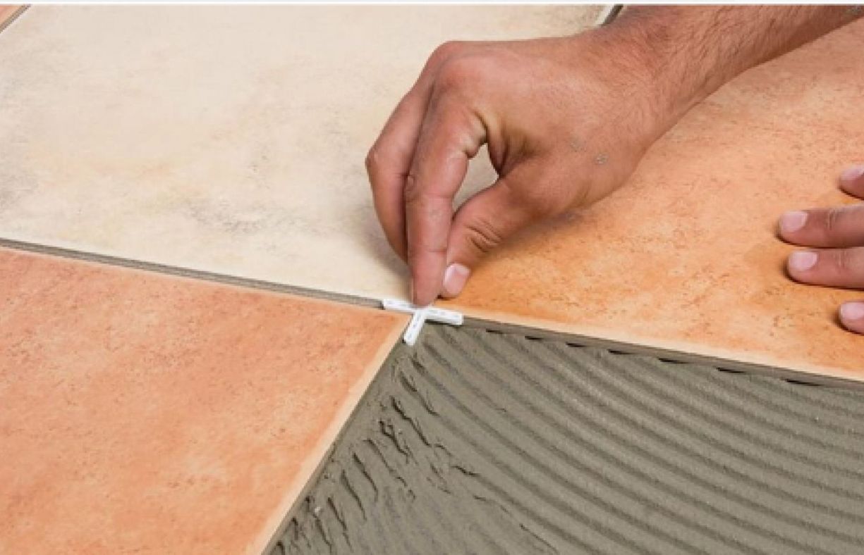 Lát gạch xuống nền