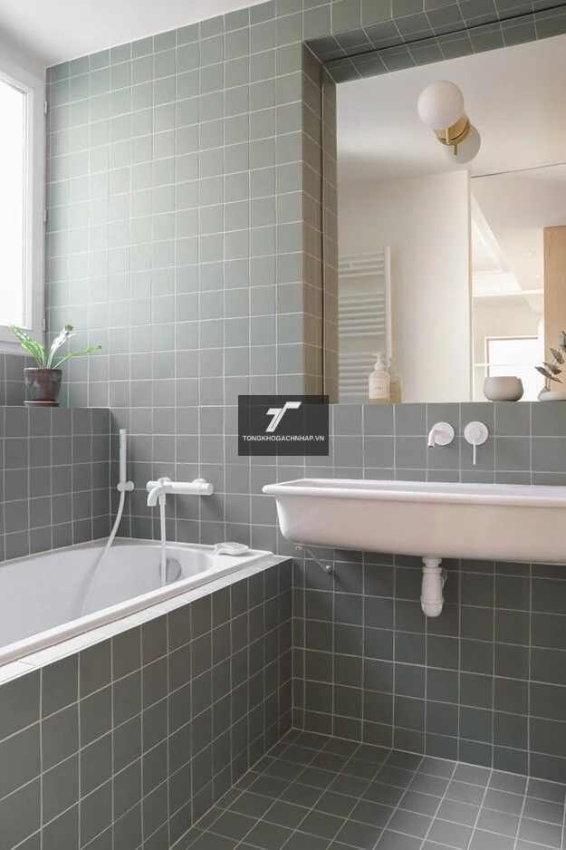 Mẫu gạch màu xám trơn vuông 10x10cm ốp nhà vệ sinh