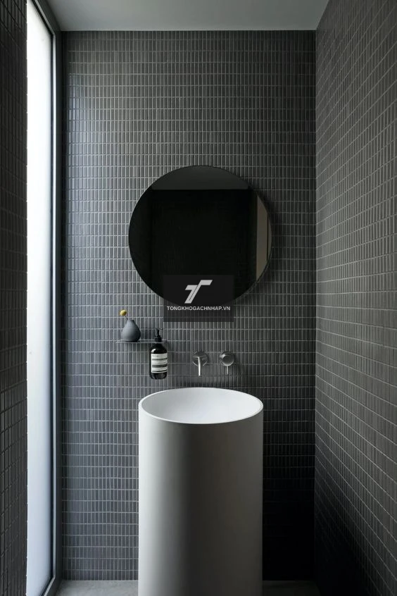 Mẫu gạch mosaic màu xám ghi ốp tường nhà tắm