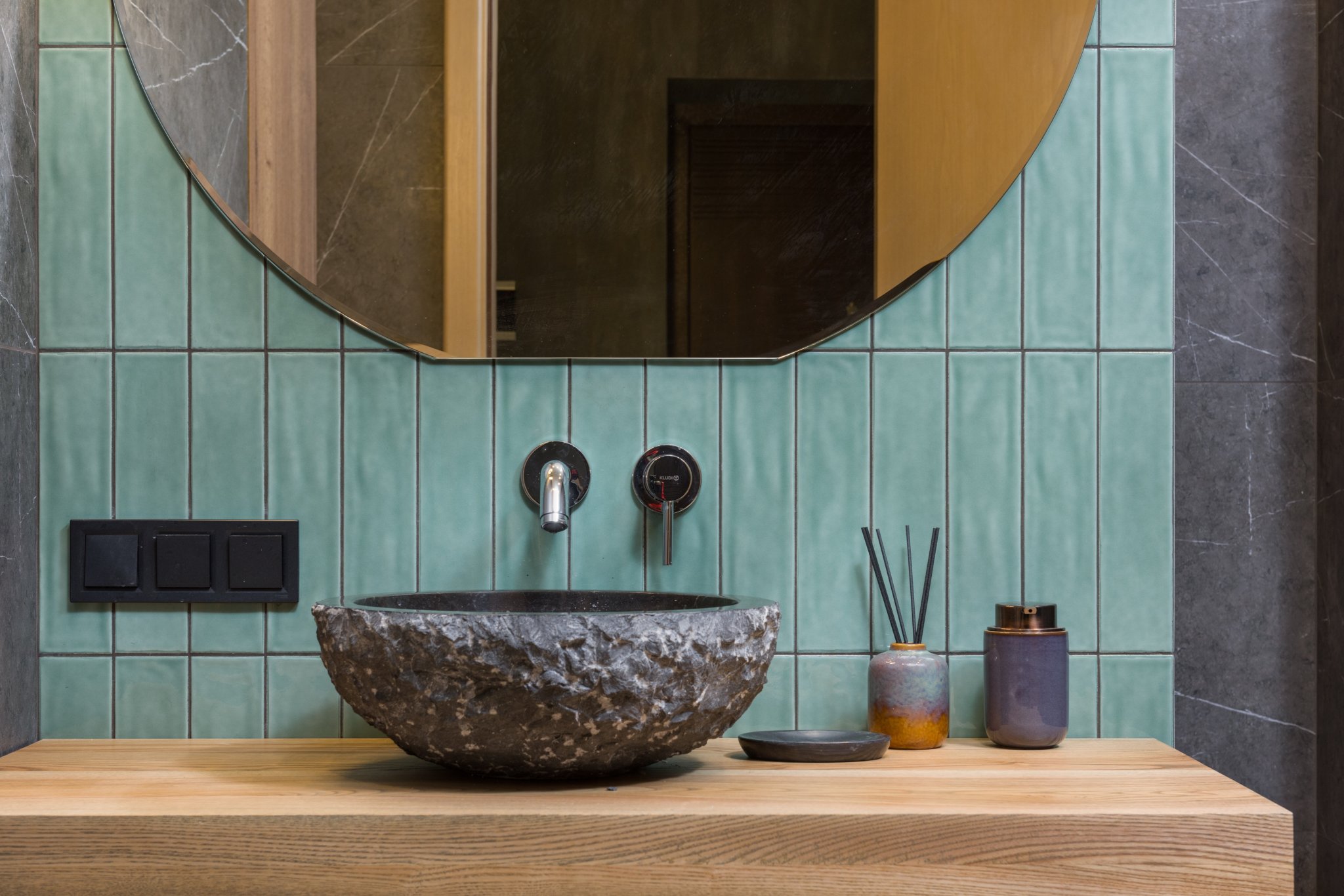 Gạch mosaic ốp nhà tắm dạng thẻ