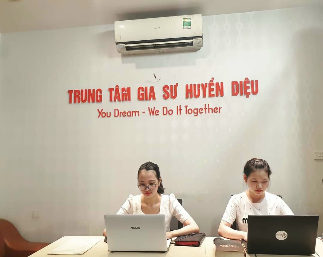 Những bài học đắt giá dành cho phụ huynh khi thuê gia sư