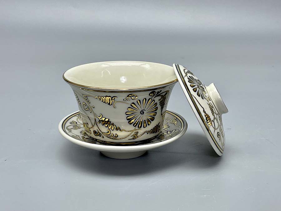 bat-sam-gom-chu-dau-ve-vang-kim-5