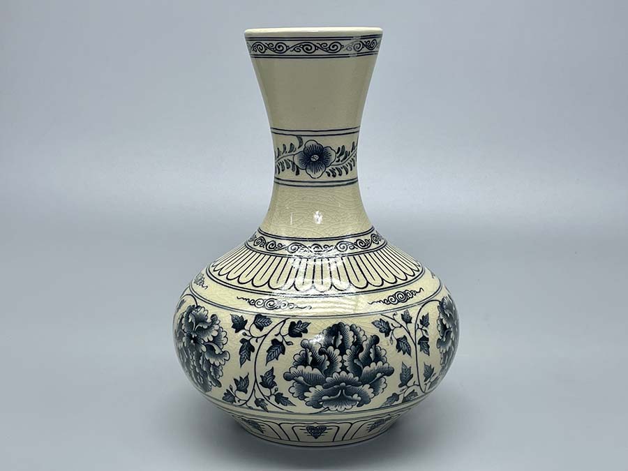 binh-cuc-quan-tu-h28-gom-chu-dau-truyen-thong-1