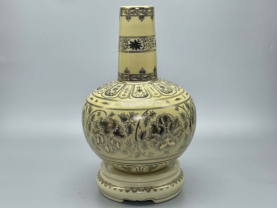 binh-hoa-lam-h45-gom-chu-dau-ve-vang-kim-2