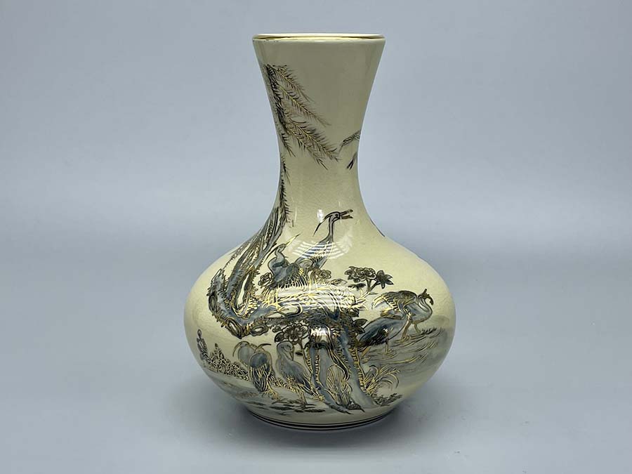 binh-hoa-lieu-hac-h267-gom-chu-dau-ve-vang-kim-1