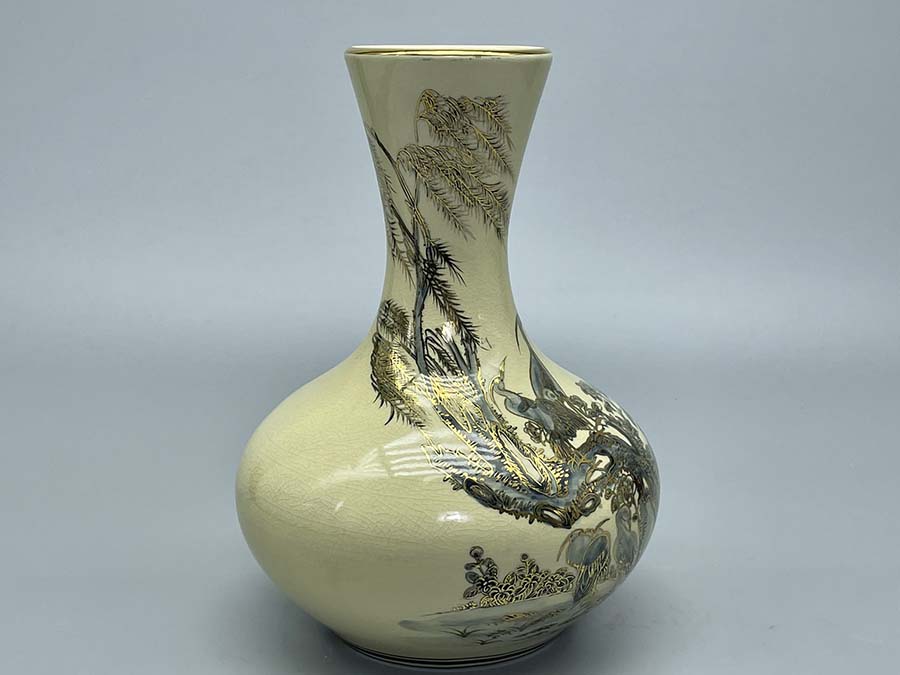 binh-hoa-lieu-hac-h267-gom-chu-dau-ve-vang-kim-3