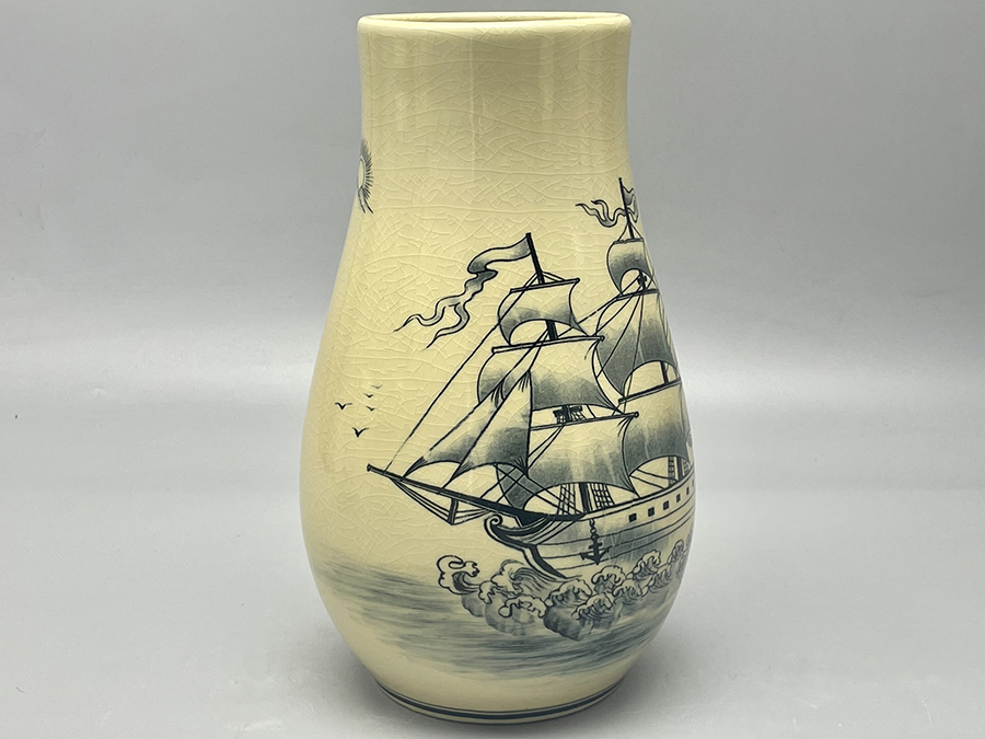 binh-hoa-tuylup-hoa-tiet-thuan-buom-h28-gom-chu-dau-truyen-thong-2