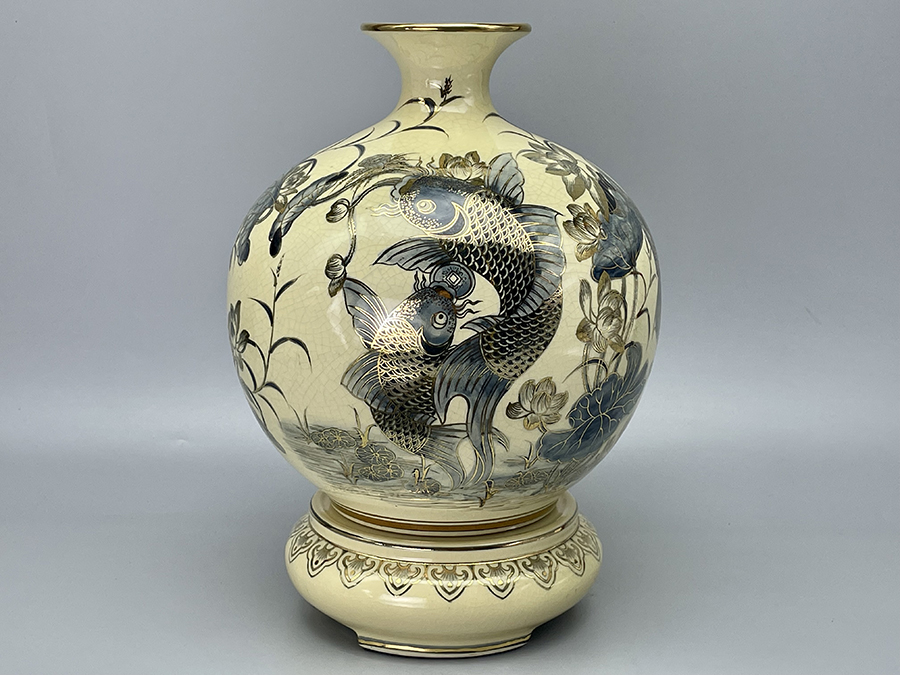 binh-hut-loc-ca-chep-hoa-sen-cao-30cm-gom-chu-dau-ve-vang-kim-3