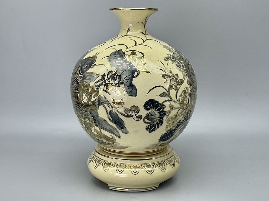 binh-hut-loc-ca-chep-hoa-sen-cao-30cm-gom-chu-dau-ve-vang-kim-4