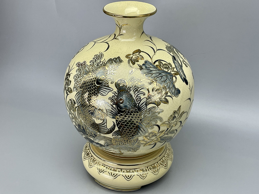 binh-hut-loc-ca-chep-hoa-sen-cao-30cm-gom-chu-dau-ve-vang-kim-6