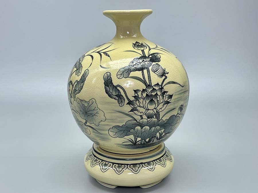 binh-hut-loc-ca-chep-hoa-sen-chu-loc-h25-gom-chu-dau-truyen-thong-5