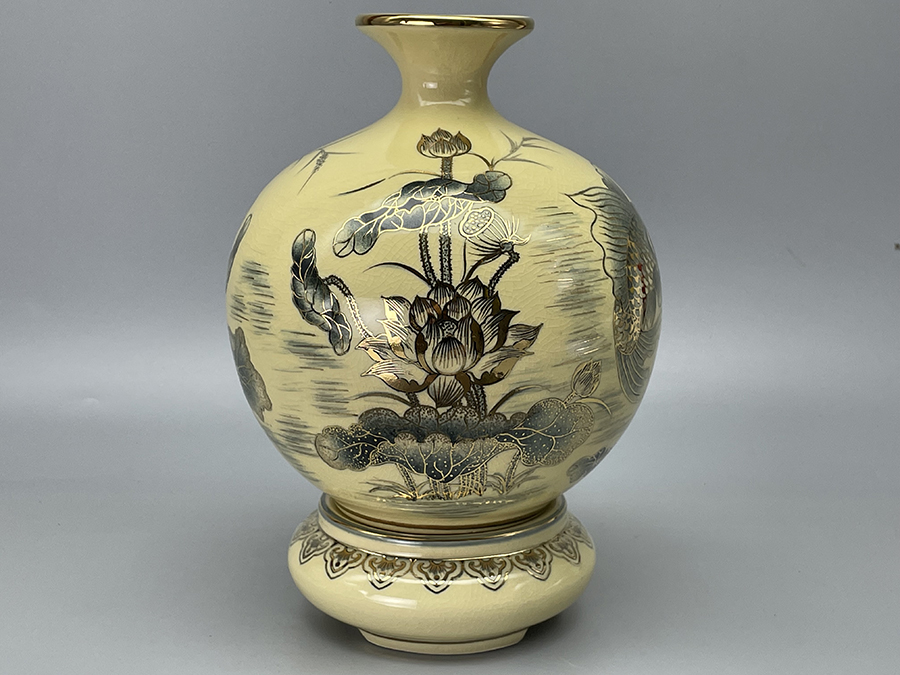 binh-hut-loc-ca-chep-hoa-sen-chu-phuc-cao-25cm-gom-chu-dau-ve-vang-kim-5