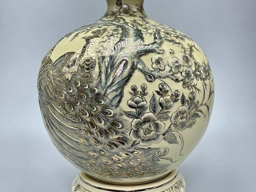 binh-hut-loc-cong-dao-dap-noi-h40-ve-vang-kim-gom-chu-dau-10