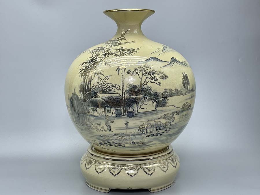 binh-hut-loc-dong-que-gom-chu-dau-ve-vang-kim-1