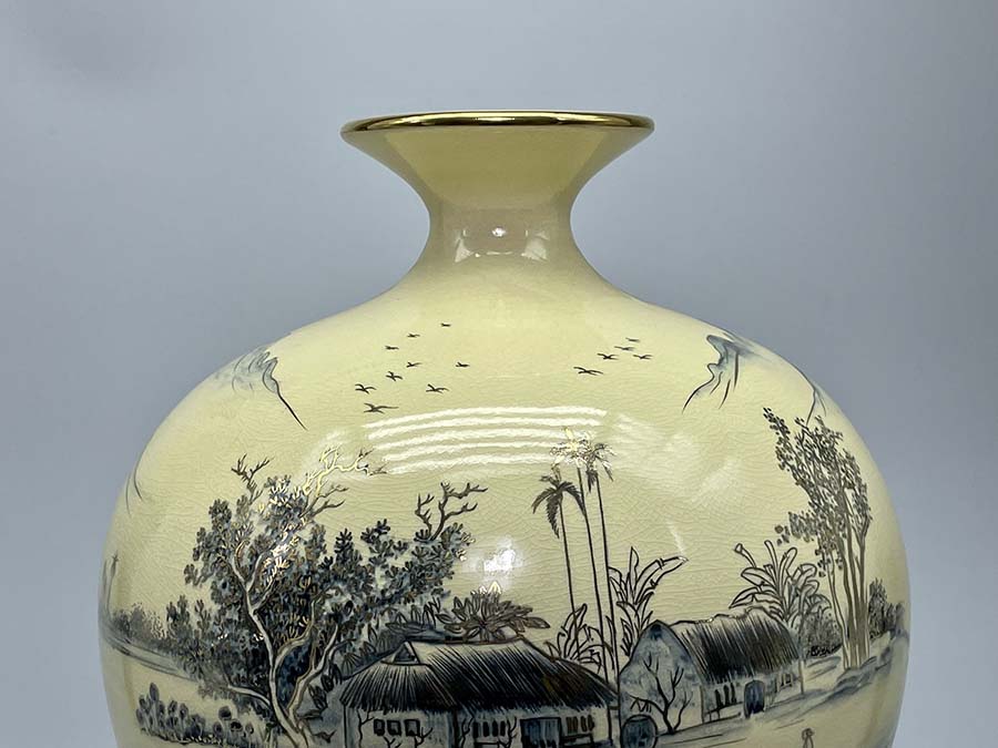 binh-hut-loc-dong-que-gom-chu-dau-ve-vang-kim-5