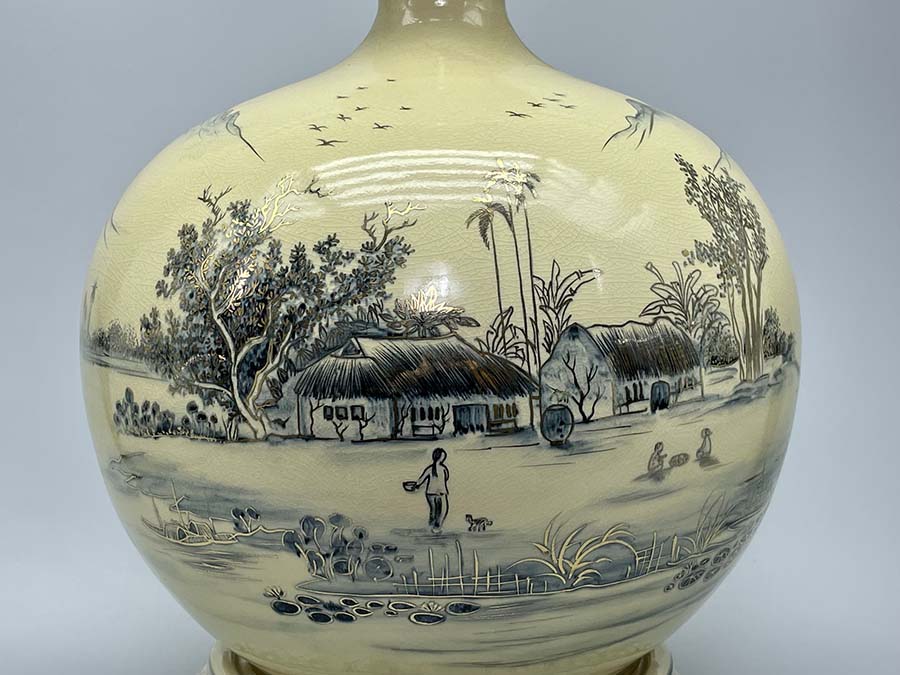 binh-hut-loc-dong-que-gom-chu-dau-ve-vang-kim-6