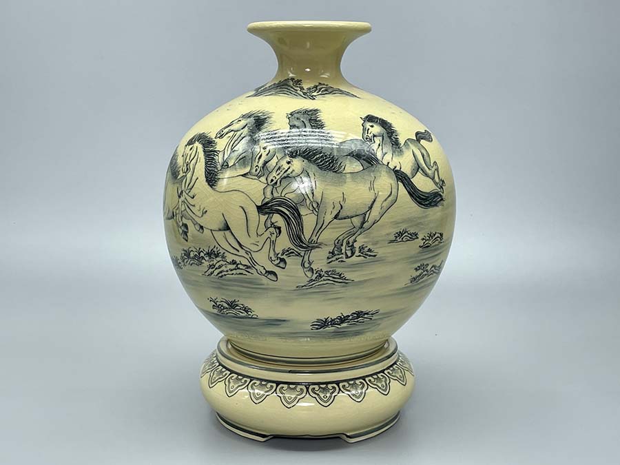 binh-hut-loc-ma-dao-thanh-cong-h30-gom-chu-dau-truyen-thong-1