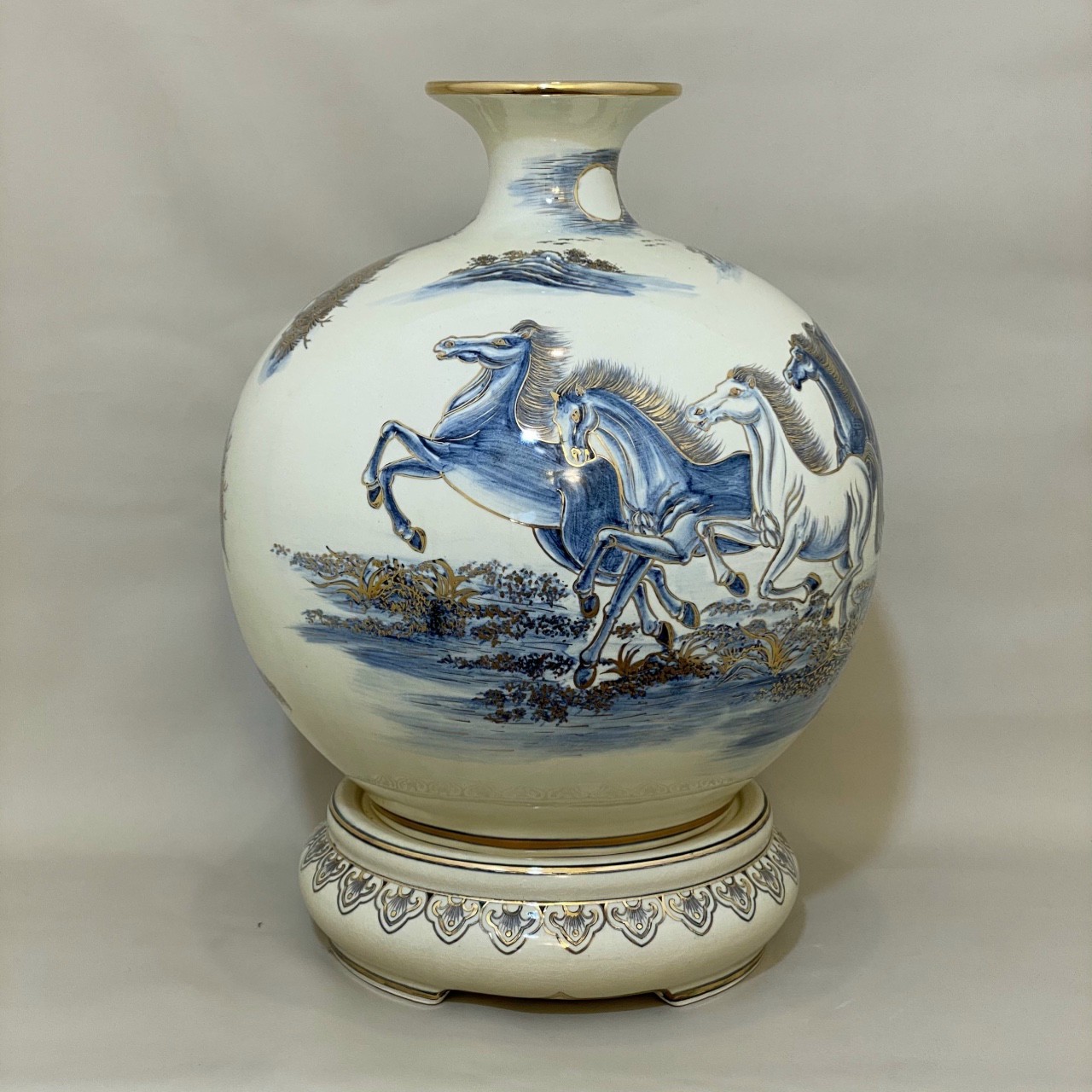 binh-hut-loc-ma-dao-thanh-cong-h35-vang-kim-2