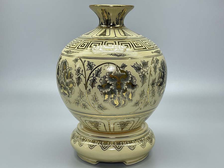 binh-hut-loc-phu-dung-h30-gom-chu-dau-ve-vang-kim-5
