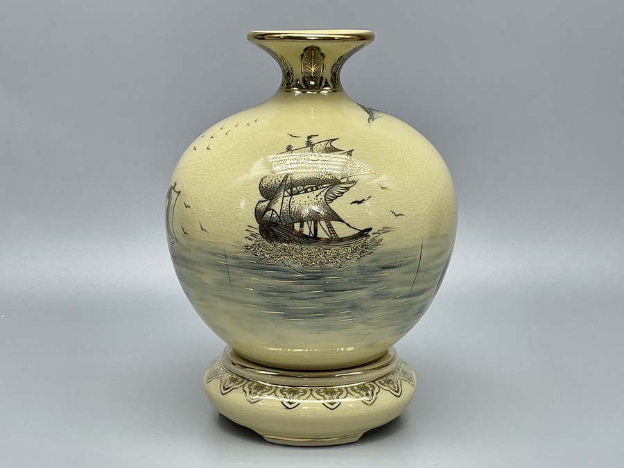 binh-hut-loc-thuan-buom-xuoi-gio-h22-gom-chu-dau-ve-vang-kim-5