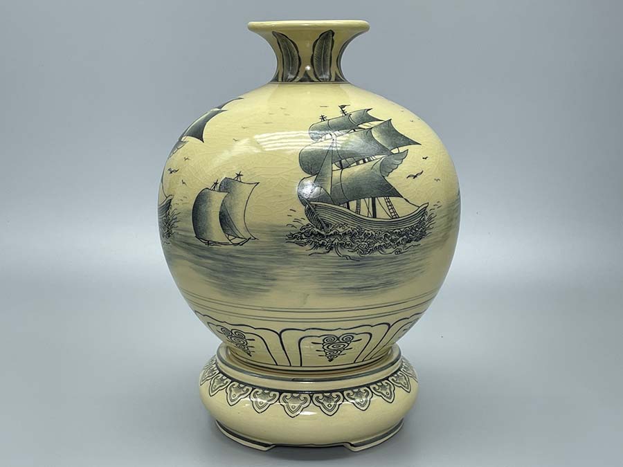 binh-hut-loc-thuan-buom-xuoi-gio-h30-gom-chu-dau-truyen-thong-3