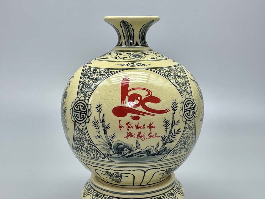 binh-hut-loc-tu-canh-chu-loc-h25-gom-chu-dau-truyen-thong-2