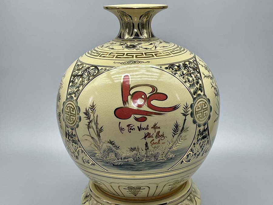 binh-hut-loc-tu-canh-chu-loc-h45-ve-vang-kim-5