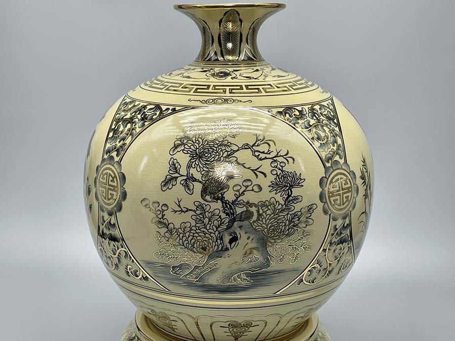 binh-hut-loc-tu-canh-chu-loc-h45-ve-vang-kim-8