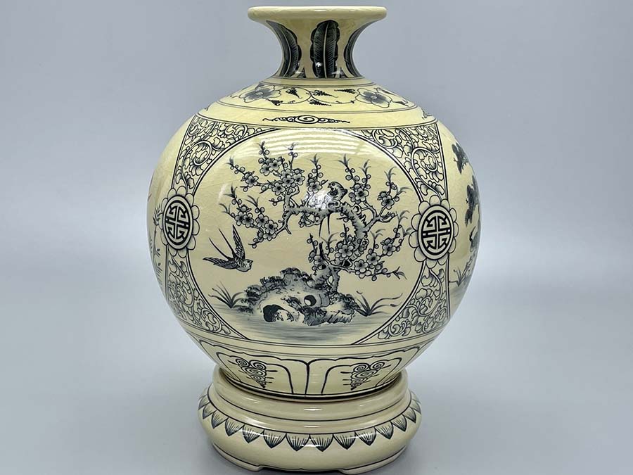 binh-hut-loc-tu-canh-chu-phuc-h30-gom-chu-dau-truyen-thong-4