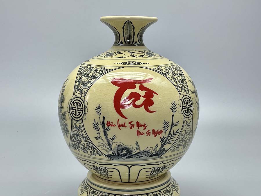 binh-hut-loc-tu-canh-chu-tai-h25-gom-chu-dau-truyen-thong-2