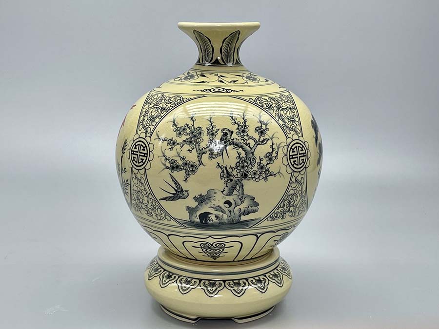 binh-hut-loc-tu-canh-chu-tai-h25-gom-chu-dau-truyen-thong-3