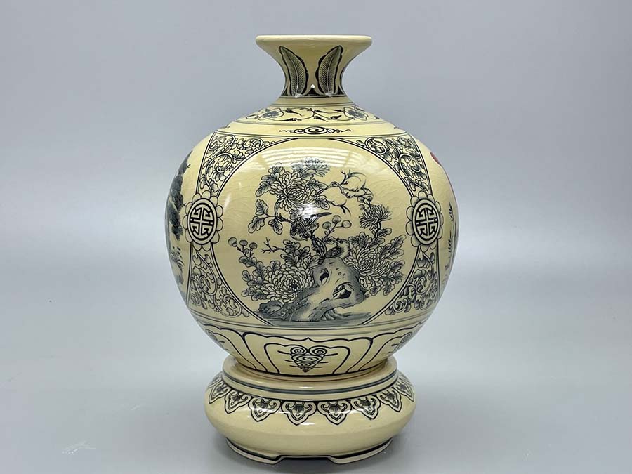 binh-hut-loc-tu-canh-chu-tai-h25-gom-chu-dau-truyen-thong-4