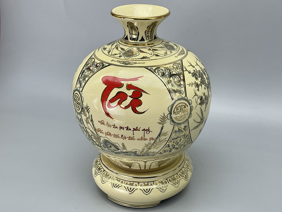 binh-hut-loc-tu-canh-chu-tai-h30-gom-chu-dau-ve-vang-kim-3