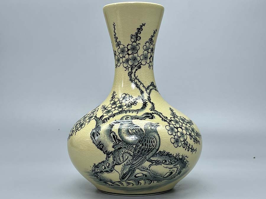 binh-mai-hoa-tiet-chim-dao-h27-gom-chu-dau-ve-vang-kim-2