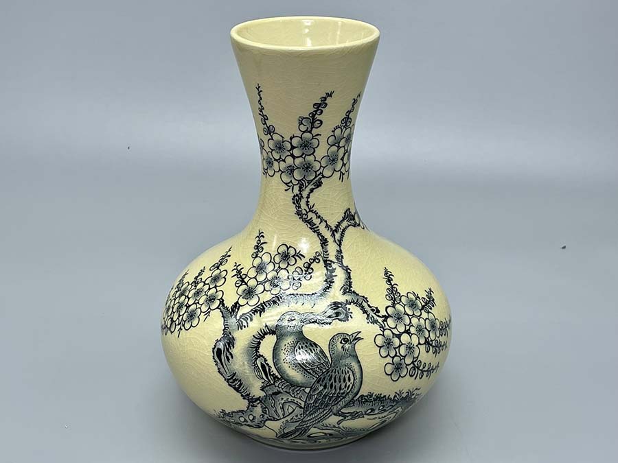 binh-mai-hoa-tiet-chim-dao-h27-gom-chu-dau-ve-vang-kim-3