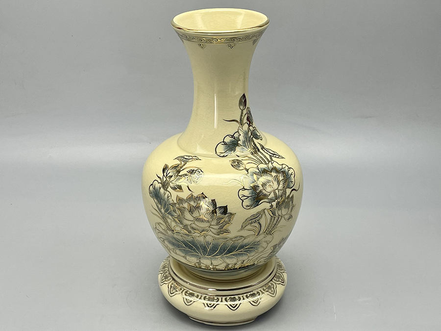 binh-phu-quy-hoa-sen-h30-gom-chu-dau-ve-vang-2