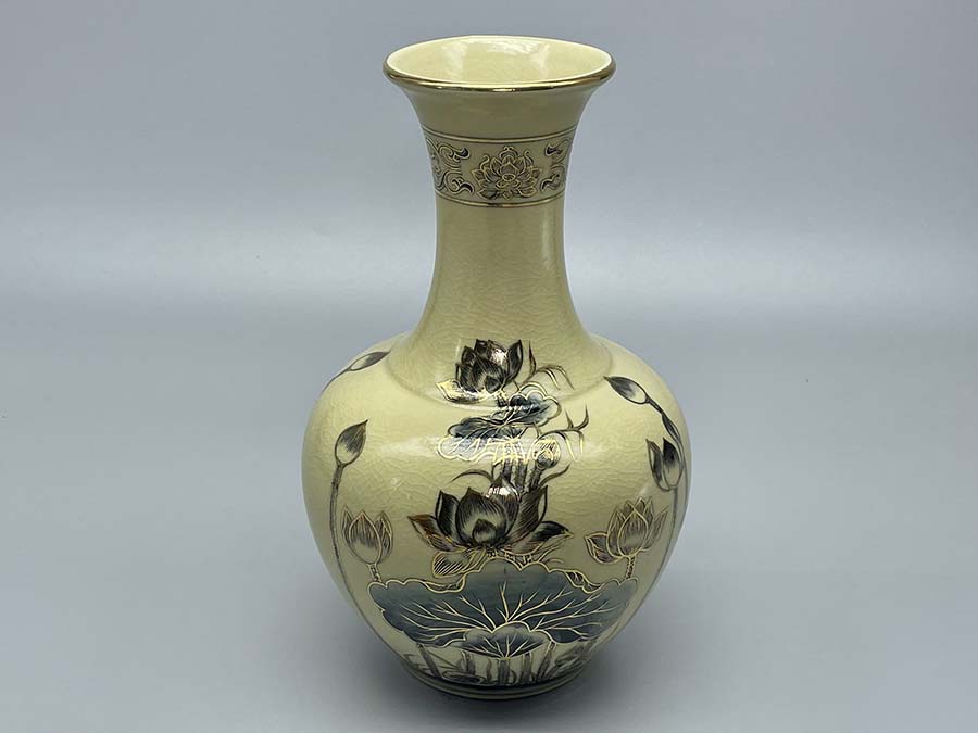 binh-phu-quy-hoa-sen-h30-gom-chu-dau-ve-vang-kim-2