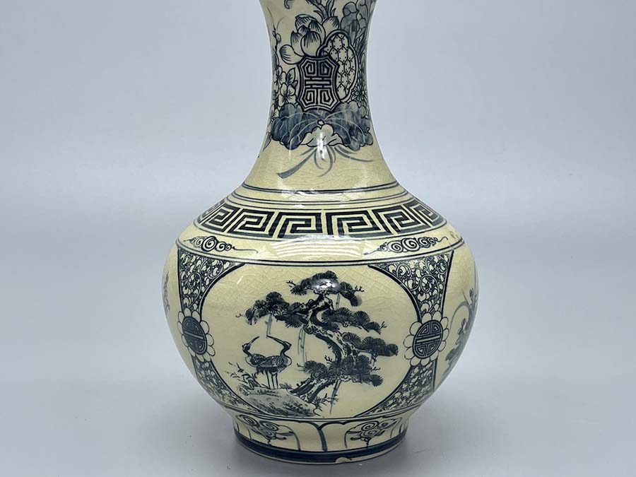 binh-phu-quy-tu-canh-h30-gom-chu-dau-truyen-thong-3