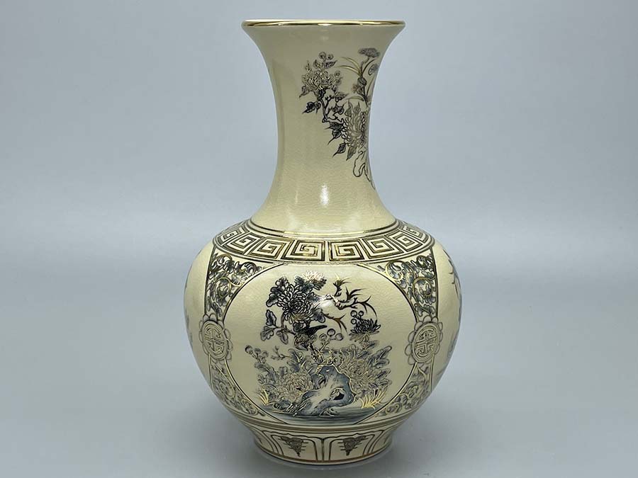 binh-phu-quy-tu-canh-h35-gom-chu-dau-ve-vang-kim-2