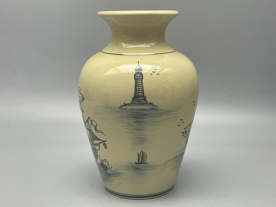 binh-thien-huong-hoa-tiet-thuan-buom-xuoi-gio-h28-gom-chu-dau-truyen-thong-5