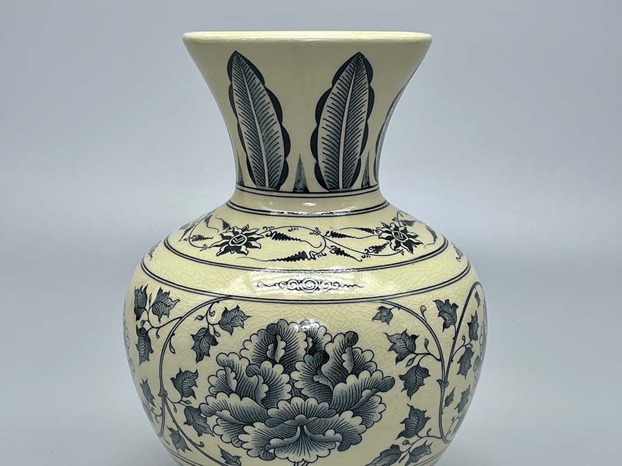 binh-truong-phuc-h28-gom-chu-dau-truyen-thong-2