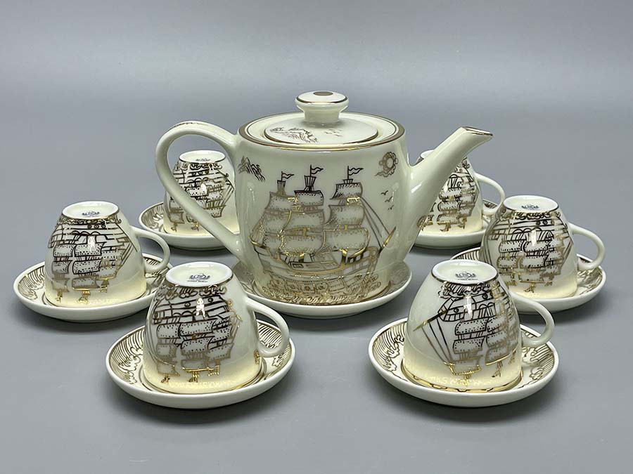 bo-am-chen-su-thuan-buom-xuoi-gio-gom-chu-dau-ve-vang-kim-1